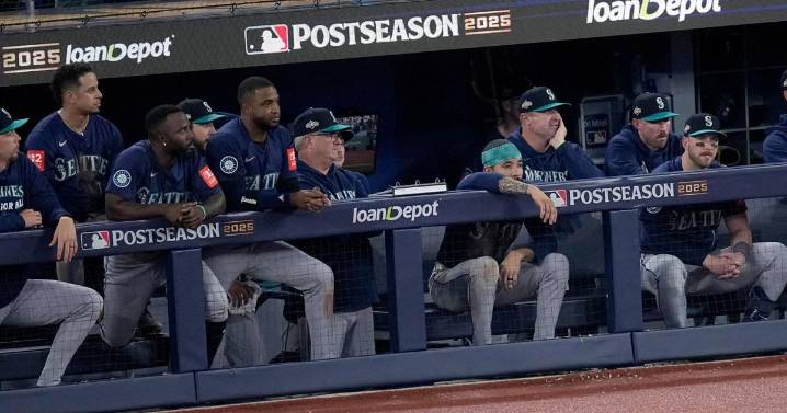 Mariners remain only MLB franchise on outside looking in at World Series