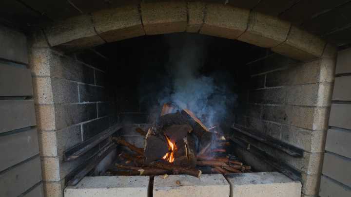 The Kitchen Essential That Removes Unsightly Soot Stains From Your Brick Fireplace