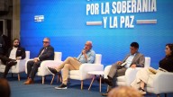 Rodríguez pidió a los comunicadores defender la verdad: vacunarnos "contra la violencia y la mentira"