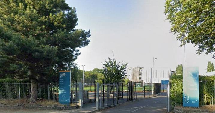 Teddington School closure live after woman dies near entrance with 'pupils sent home'