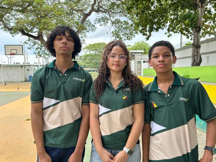 IE. Comfamiliar Cartagena celebra logros académicos de sus estudiantes en Pruebas Saber 11 de 2025
