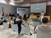 Almassora reuneix a pimes, comerços i alumnes en el desdejuni col.loqui ‘Bones pràctiques’