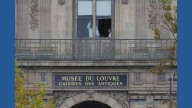 Thieves steal crown jewels in 4 minutes from Louvre Museum