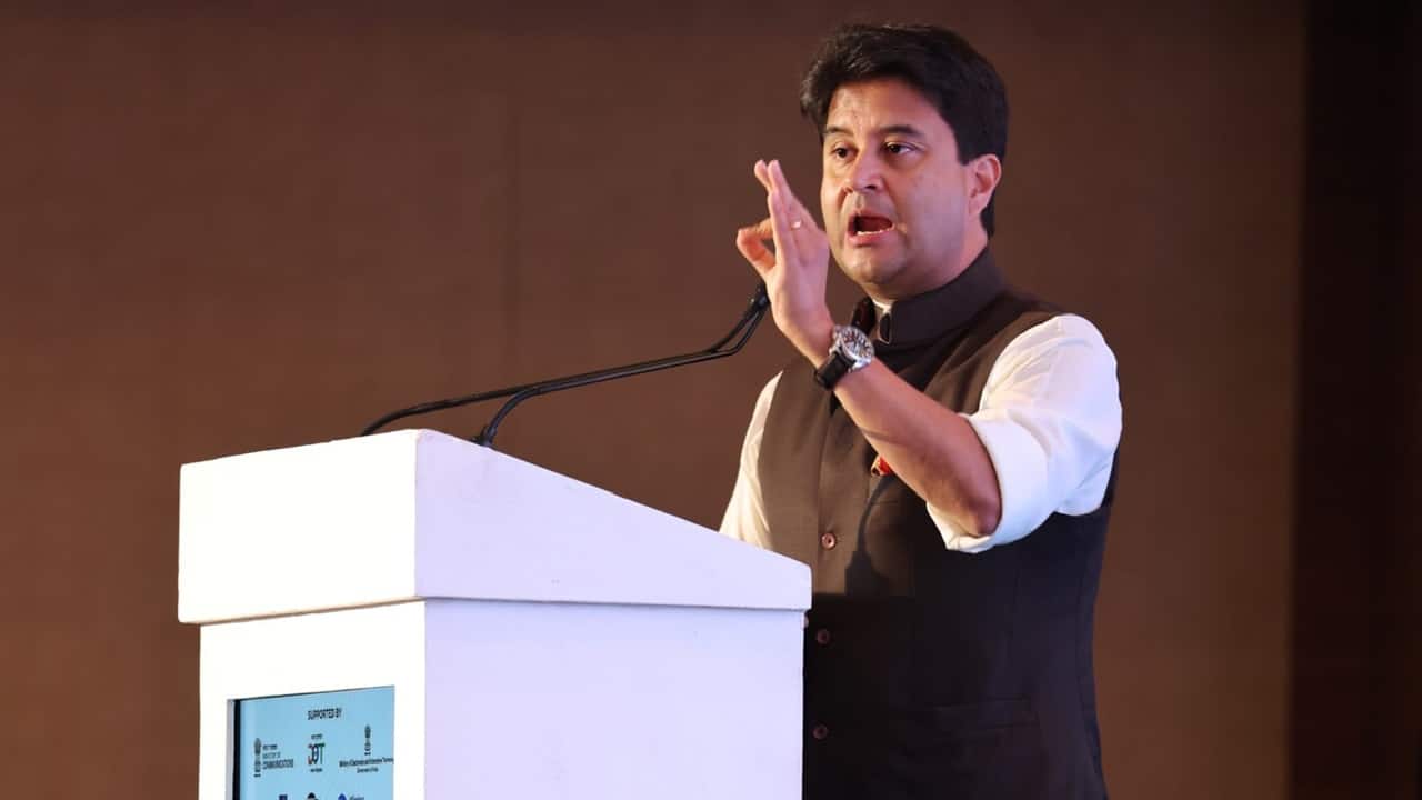 India should focus on atmanirbhar innovation, not imitation: Scindia