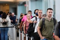 New policy will require all travellers to U.S. have photo taken on entry and exit