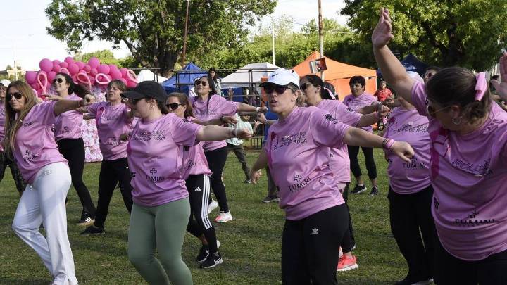 Octubre Rosa: Roldán vivió una gran jornada de concientización sobre el cáncer de mama
