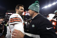 Deadspin | Game for the ages when Steelers' Aaron Rodgers, Bengals' Joe Flacco meet