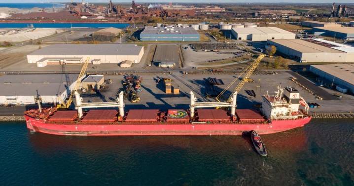 Officials hope to bring shipbuilding to Port of Indiana