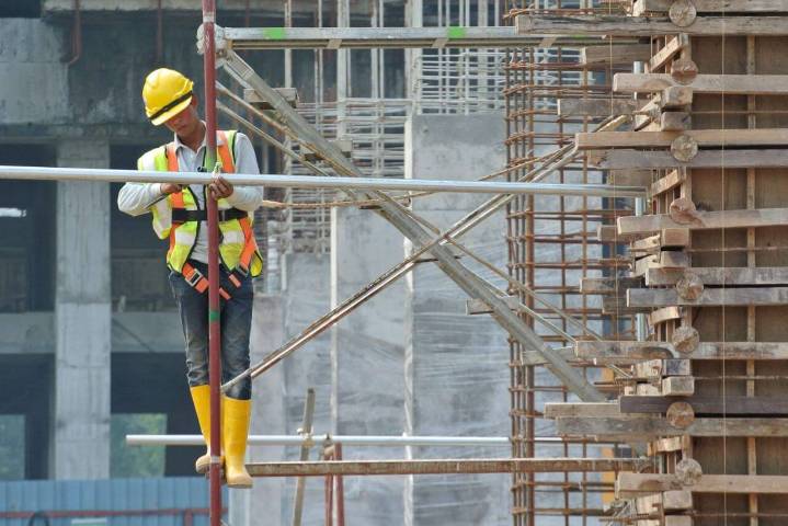 Stock hits 5% upper circuit after it partners with Jeena Sikho Lifecare to set up diagnostic centers