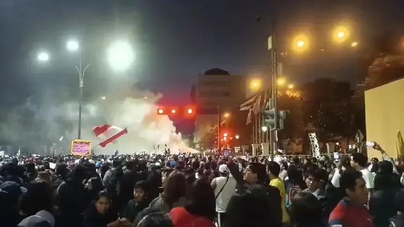 Alcalde de Lima sobre protestas en la capital: "Hay una gran cantidad de manifestantes con bombas molotov"
