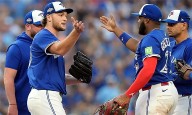 Azulejos pone contra las cuerdas a Yanquis