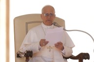 Pope urges news agencies to stand as bulwark against lies, manipulation and post