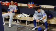 Brewers troll Cubs with team photo after winning NLDS