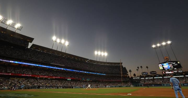 Dodgers vs. Blue Jays World Series Game 5 overflow chat