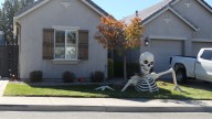 Halloween lawn decorations around Reno, see how people are celebrating