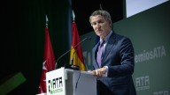 Feijóo anuncia su plan para autónomos: exención de IVA hasta 85.000 € y "tarifa cero" el primer año