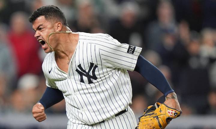 Fernando Cruz evita que los Red Sox anoten con las bases llenas y los Yankees obligan un decisivo