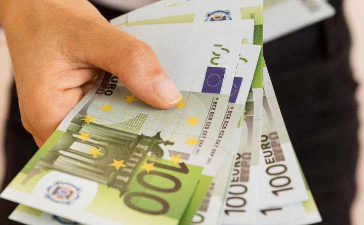 Euro hoy: cotización oficial y euro blue este lunes 13 de octubre