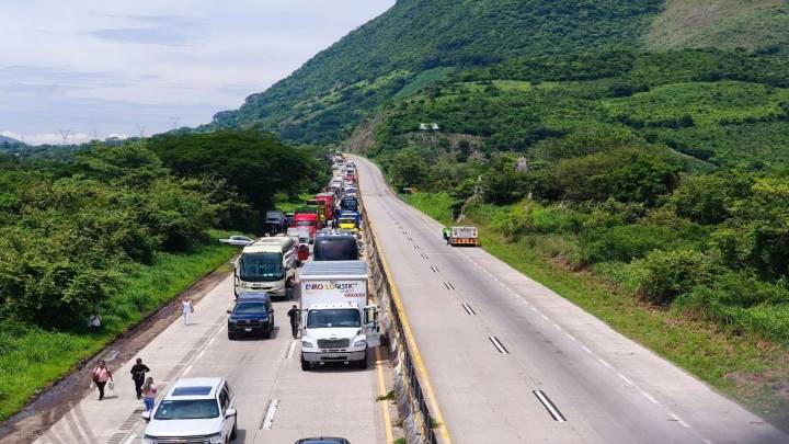 Colapsa Autopista México-Puebla por accidente: todos los cierres este 31 de octubre