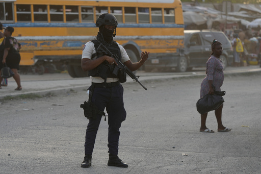 Haitianos reciben con cautela nueva fuerza internacional contra pandillas aprobada por la ONU