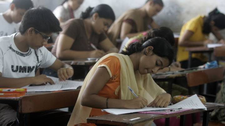 Centre analysing data to review difficulty level of entrance exams like JEE, NEET