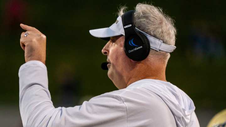 Akron football coach Joe Moorhead sounds off about lack of execution