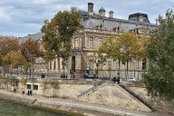 "Shock" por el robo de joyas en el Louvre: "Estamos ante Lupin. Cuesta imaginar que sea tan fácil robar en el Louvre"