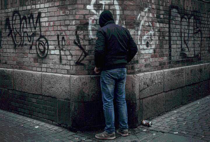 ¿Cuál es la multa por orinar en espacios públicos de Caracas?