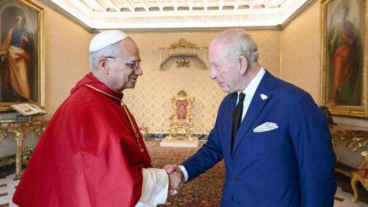 King Charles, Pope Leo pray together in a 500-year first in the Vatican’s Sistine Chapel
