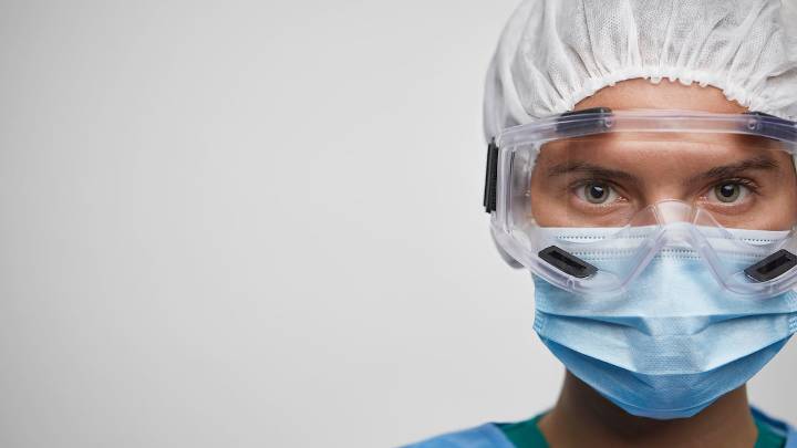 ¿Busca empleo como auxiliar de enfermería? Estas son las ofertas disponibles