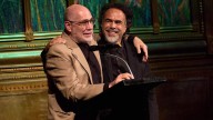 Iñárritu y Arriaga sellan su reconciliación a 25 años de ‘Amores Perros’