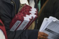 Comienza el pago de becas en Jalisco