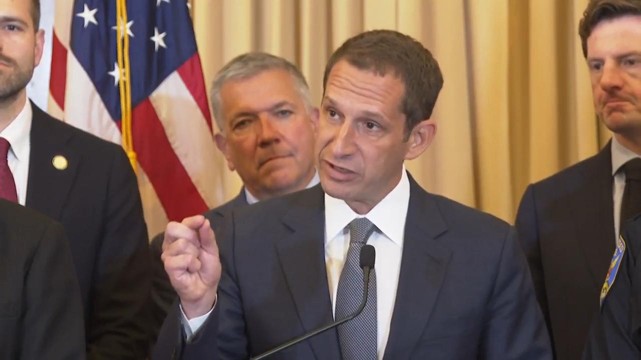 Trump backs off on federal agent surge in San Francisco after call with mayor