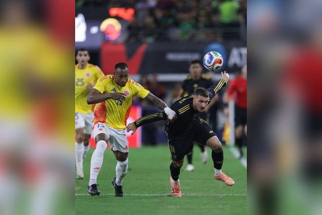 A meses del Mundial, Colombia exhibe con goleada al Tricolor