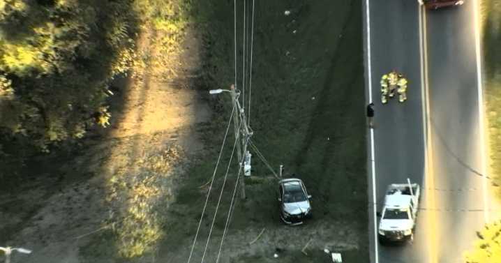 Car crashes into pole, brings powerlines down on NC 210 in Johnston County, south of Willow Springs :: WRAL.com