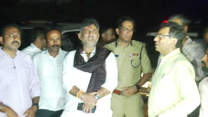 Deputy CM rules out imposing congestion tax, goes on city rounds