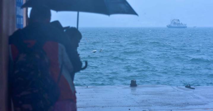 Trayectoria del huracán ‘Priscilla’: Autoridades en Baja California Sur cierran el puerto de Los Cabos