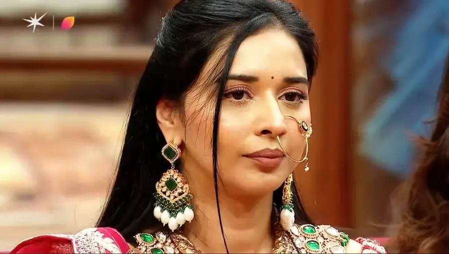 Bigg Boss 19: Salman Khan Calls Out Tanya Mittal For Playing ‘Sympathy Card’