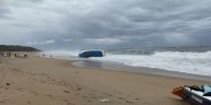 Turistas estadounidenses quedan varados en yate frente a Playa Punta Colorada