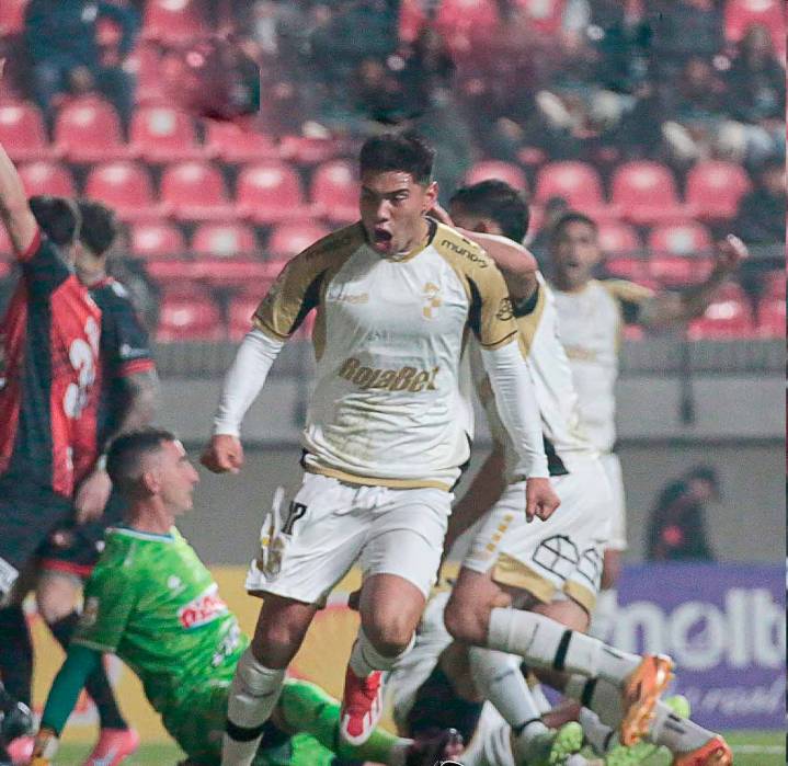 FRANCISCO SALINAS: «Solo pensamos en ganar a O’Higgins”
