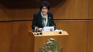 Silvia Molina recibe Premio Rosario Castellanos por ser "un puente entre la intimidad y la historia"