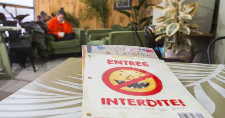 Welland mother urges parents to learn French school board rules after child denied admission