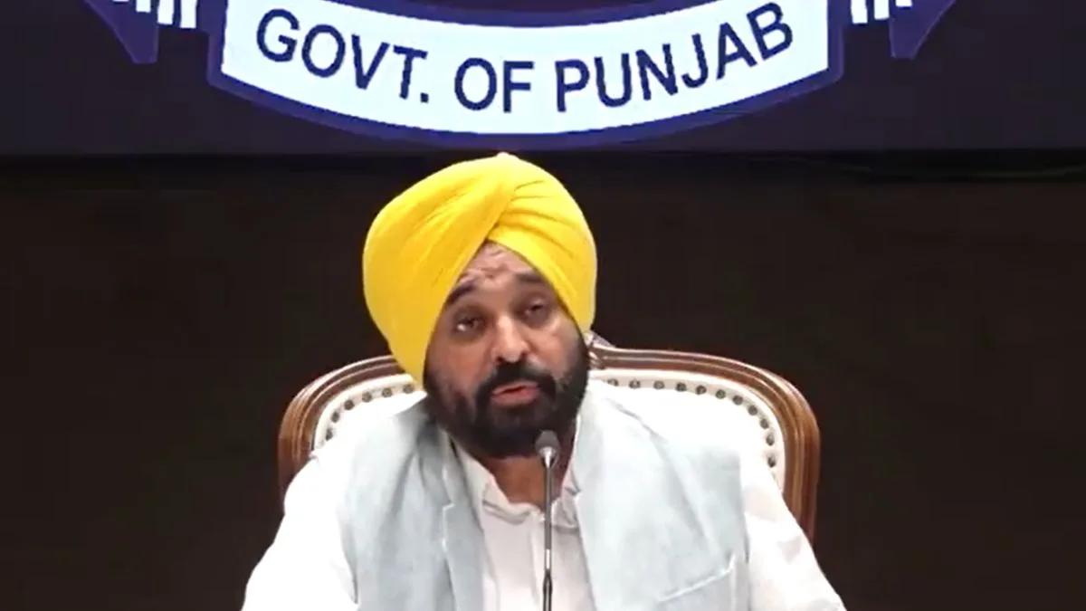 Bhagwant Mann viral video ‘completely fake’, says AAP; BJP questions his silence