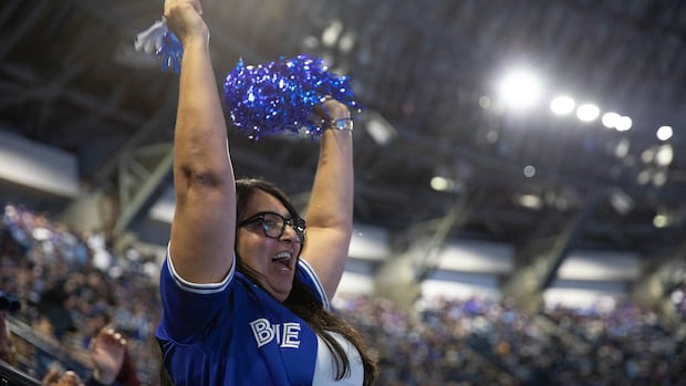 Blue Jays fever has business booming in Toronto ahead of Game 6 of the World Series