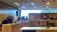 La defensa del asesino de los hermanos de Morata pide rebajar la condena a 7,5 años y logra aplazar su declaración al final del juicio
