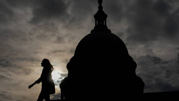 Government shutdown layoffs: What to know about student loans