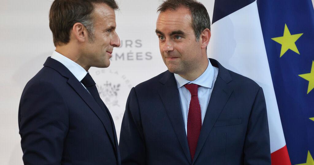 Latest French government's collapse within 14 hours deepens Macron's political crisis