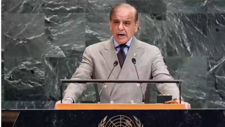 World Bank Disputes Pakistan's Poverty Claims, Flags Deep Rural Crisis World News