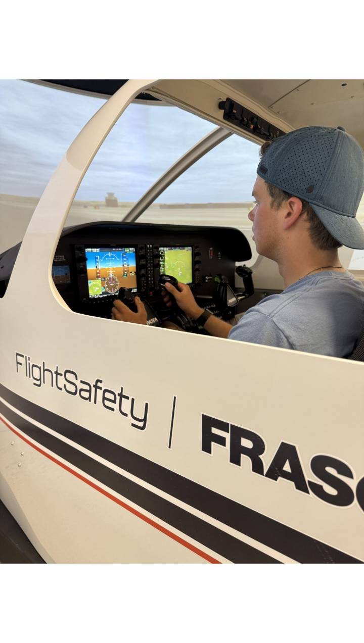 Corona High School student earns pilot license