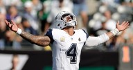 Cowboys dominate Jets 37-22 behind Prescott's 4 TD passes, two 90